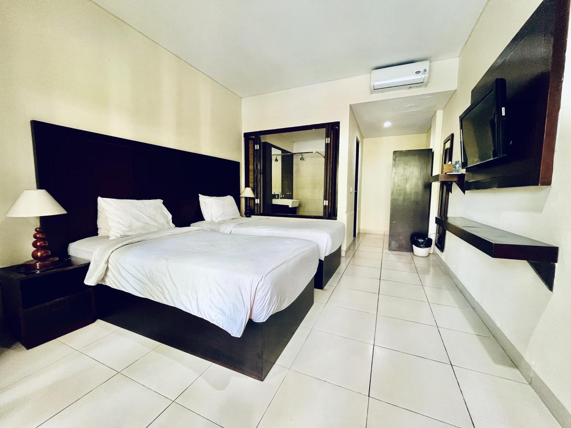 Suris Boutique Hotel Kuta  Ngoại thất bức ảnh
