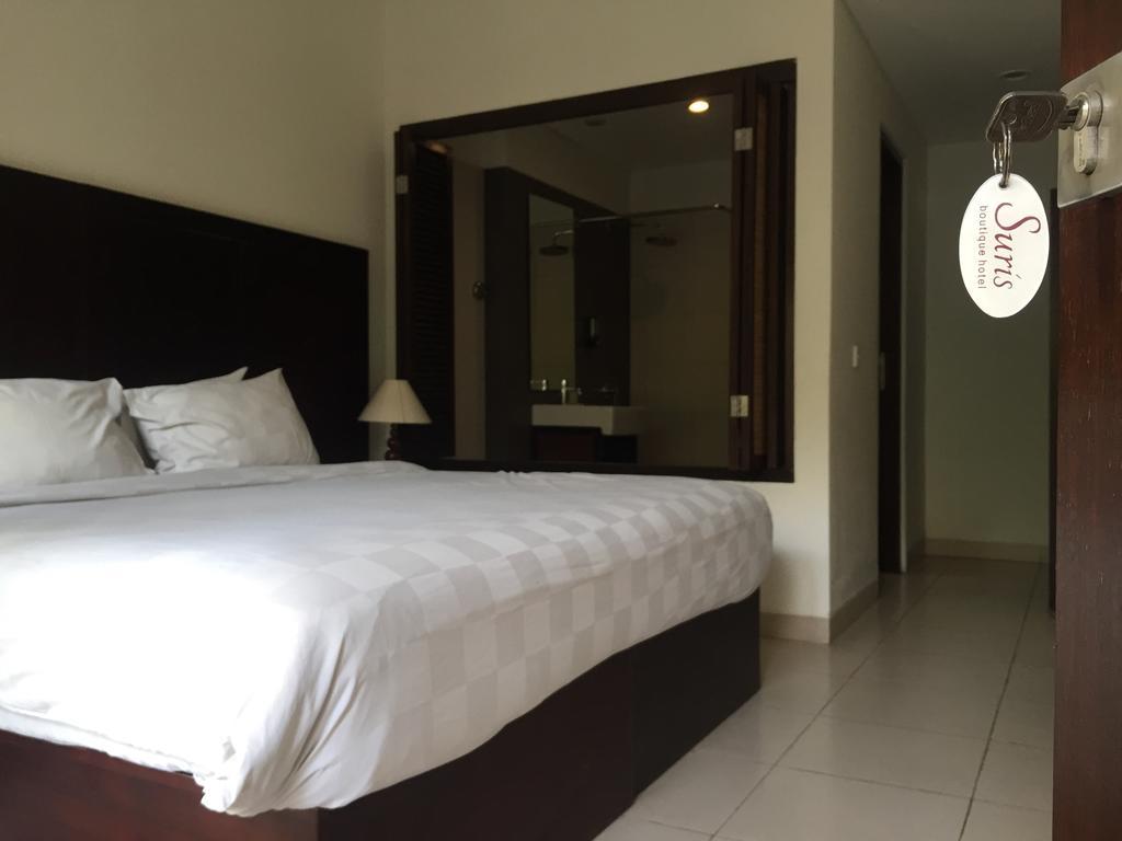 Suris Boutique Hotel Kuta  Ngoại thất bức ảnh